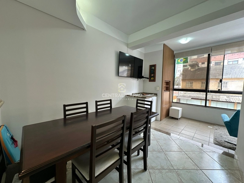 Apartamento com sacada de frente no Centro de Capão da Canoa: 6ª foto da galeria de imagens do imóvel