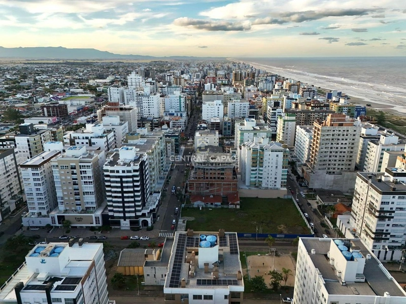 Apartamento 3 dormoitórios em frente à praça à venda em Capão: 28ª foto da galeria de imagens do imóvel