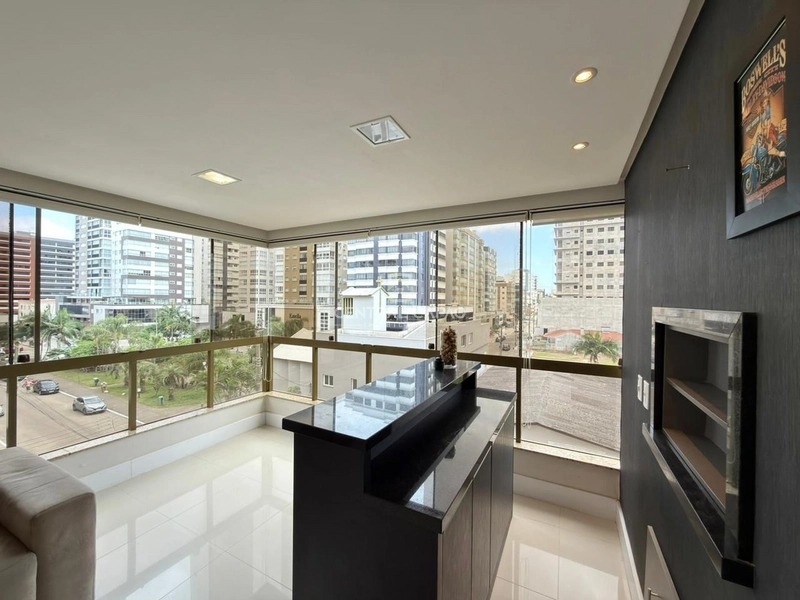 Apartamento 3 dormoitórios em frente à praça à venda em Capão: 10ª foto da galeria de imagens do imóvel