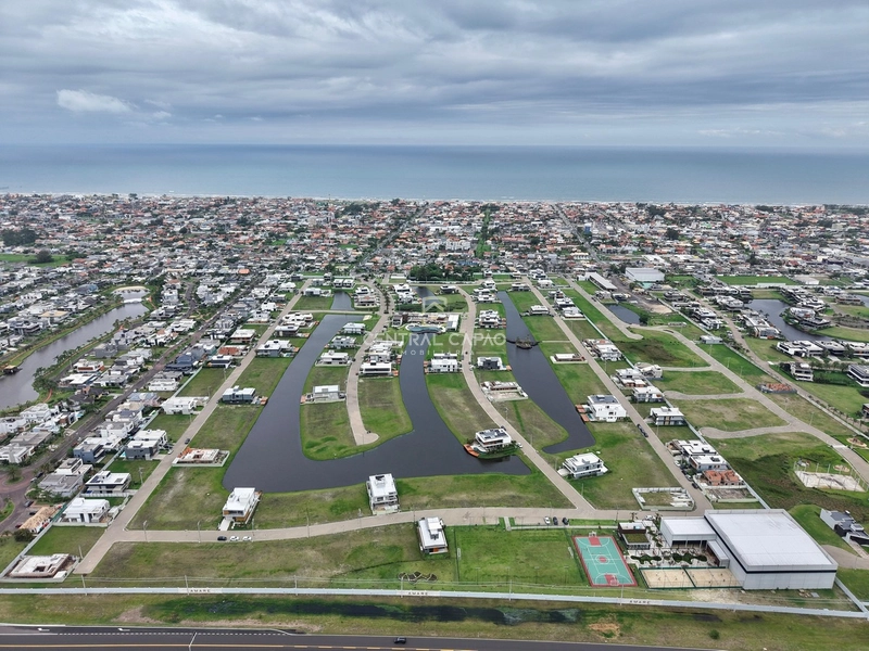 Sobrado beira lago em condomínio alto padrão à venda em Xangri-Lá: 56ª foto da galeria de imagens do imóvel