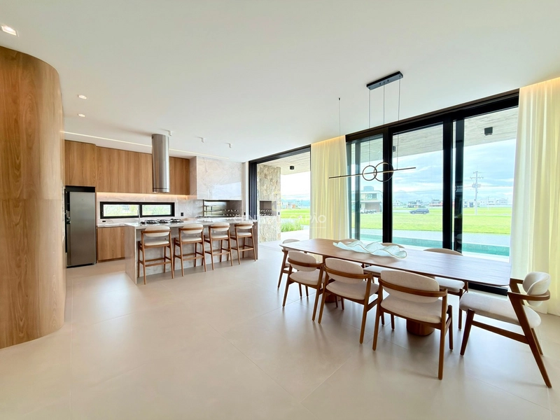 Sobrado beira lago em condomínio alto padrão à venda em Xangri-Lá: 13ª foto da galeria de imagens do imóvel