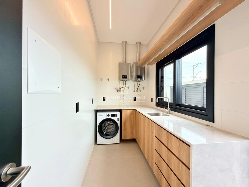 Sobrado beira lago em condomínio alto padrão à venda em Xangri-Lá: 20ª foto da galeria de imagens do imóvel