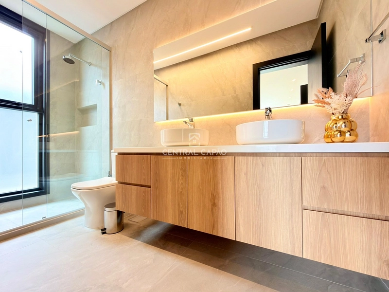 Sobrado beira lago em condomínio alto padrão à venda em Xangri-Lá: 33ª foto da galeria de imagens do imóvel