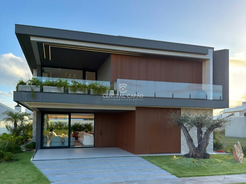 Casa 6 suítes em condomínio à beira mar à venda em Xangri-Lá: 1ª foto da galeria de imagens do imóvel