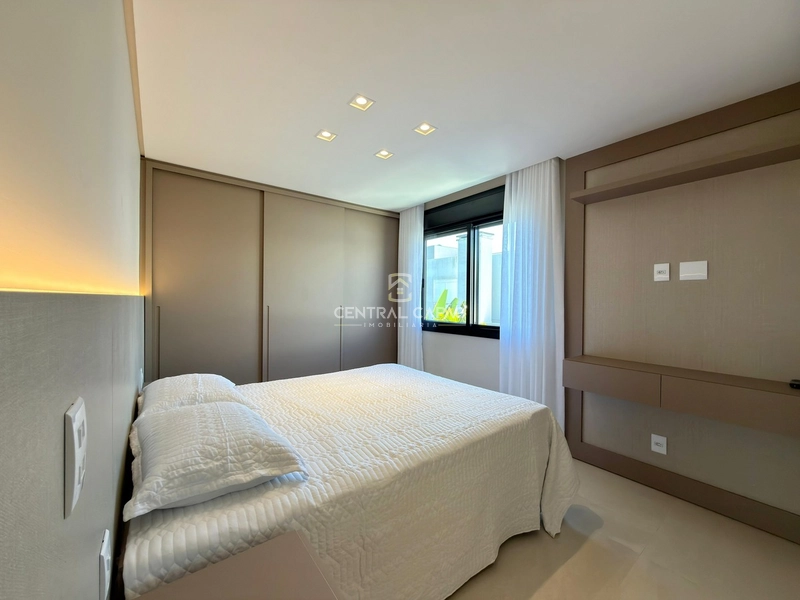 Sobrado 5 suítes à venda no condomínio Condado de Capão: 41ª foto da galeria de imagens do imóvel