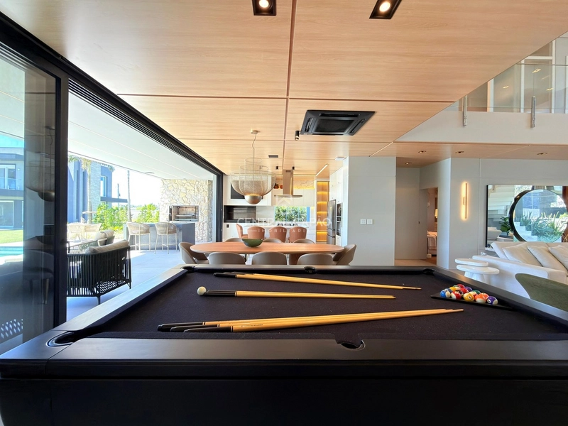 Casa com linda vista para a lagoa à venda em condomínio: 10ª foto da galeria de imagens do imóvel