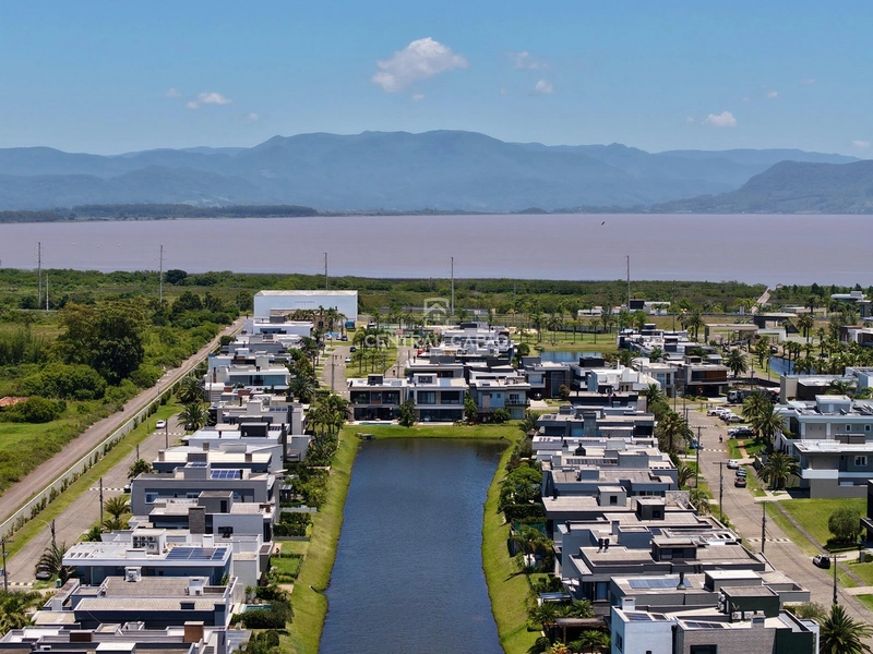 Casa com linda vista para a lagoa à venda em condomínio: 51ª foto da galeria de imagens do imóvel