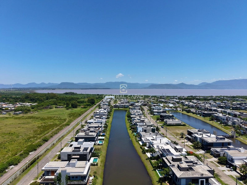 Casa com linda vista para a lagoa à venda em condomínio: 52ª foto da galeria de imagens do imóvel
