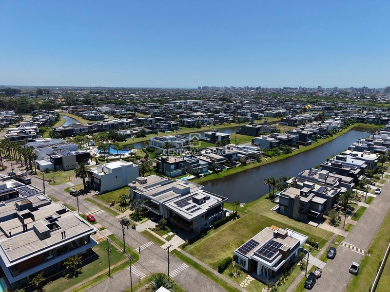 Casa com linda vista para a lagoa à venda em condomínio: 48ª foto da galeria de imagens do imóvel