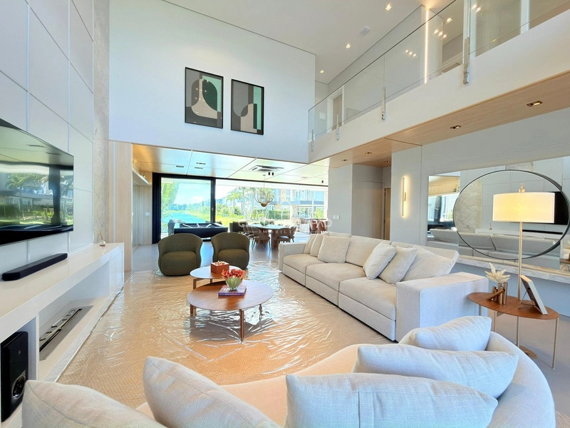 Casa com linda vista para a lagoa à venda em condomínio: 6ª foto da galeria de imagens do imóvel