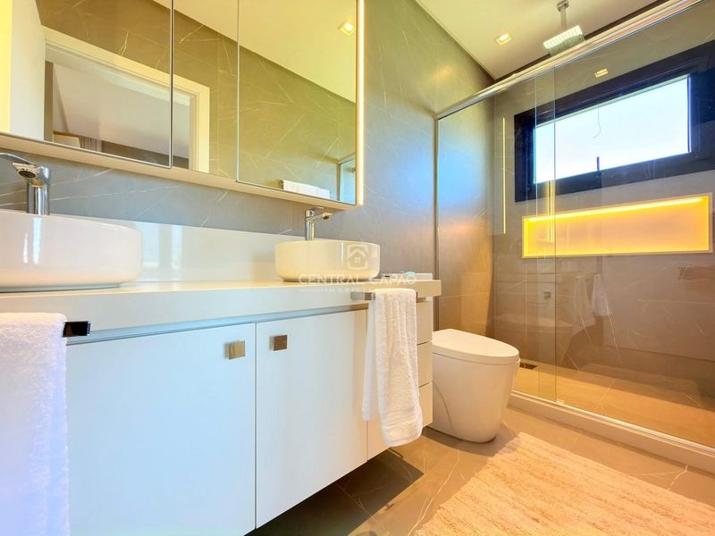 Casa com linda vista para a lagoa à venda em condomínio: 41ª foto da galeria de imagens do imóvel