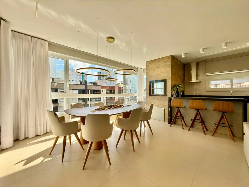 APARTAMENTO VISTA MAR MOBILIADO E DECORADO: 2ª foto da galeria de imagens do imóvel