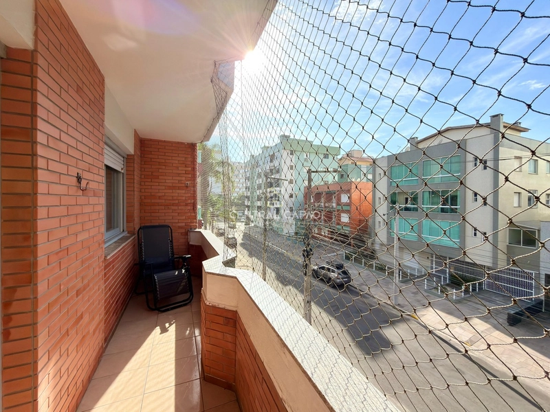Apartamento 2 dormitórios com sacada de frente à venda em Capão: 7ª foto da galeria de imagens do imóvel