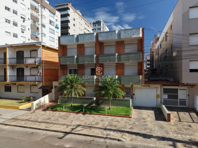 Apartamento 2 dormitórios com sacada de frente à venda em Capão: 3ª foto da galeria de imagens do imóvel