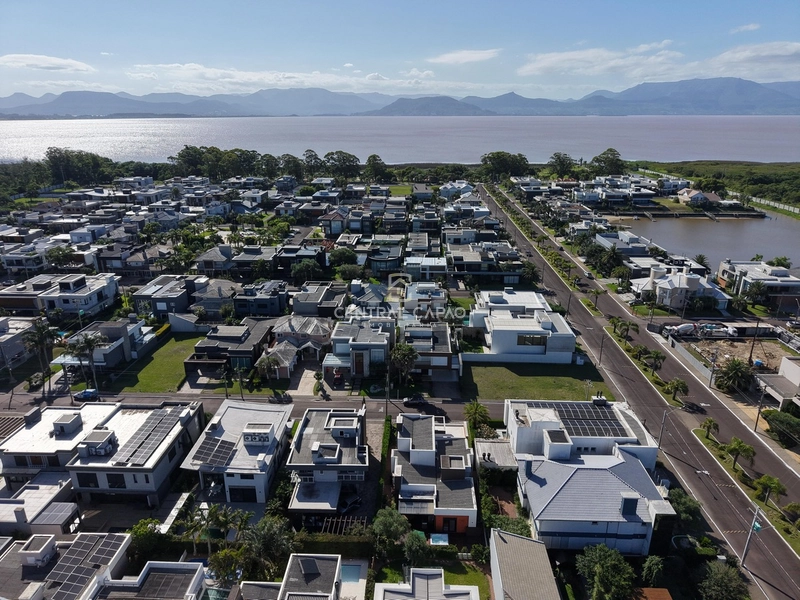 Casa 4 suítes à venda no Velas da Marina em Capão: 3ª foto da galeria de imagens do imóvel