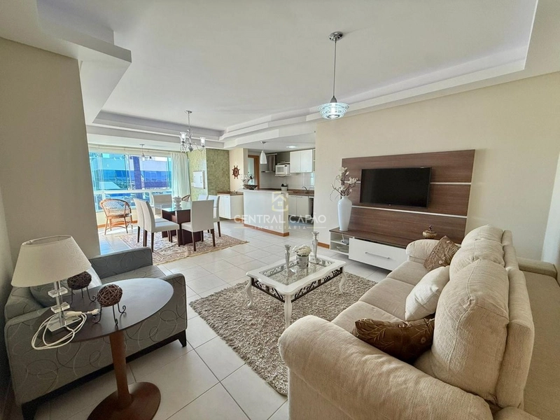 Apartamento com vista para a serra e a lagoa