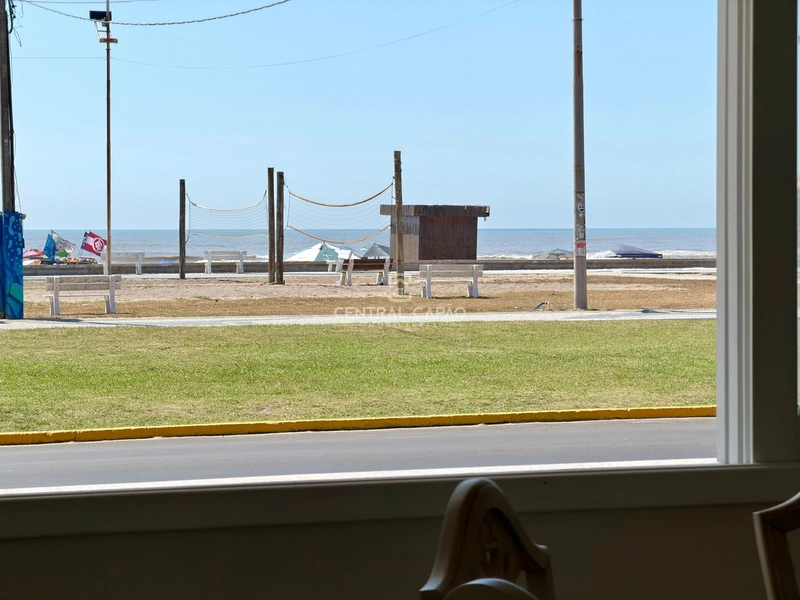 Apartamento 3 dormitórios, sacada de frente e vista para o mar à venda: 8ª foto da galeria de imagens do imóvel
