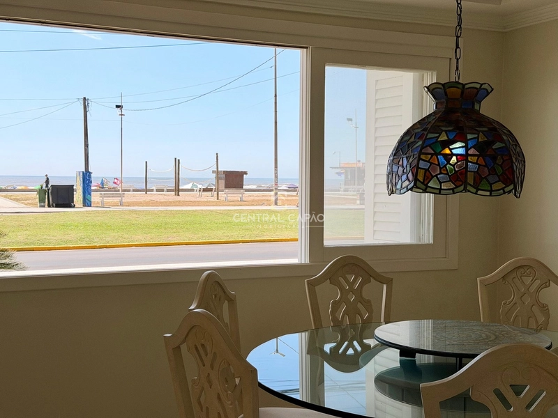 Apartamento 3 dormitórios, sacada de frente e vista para o mar à venda