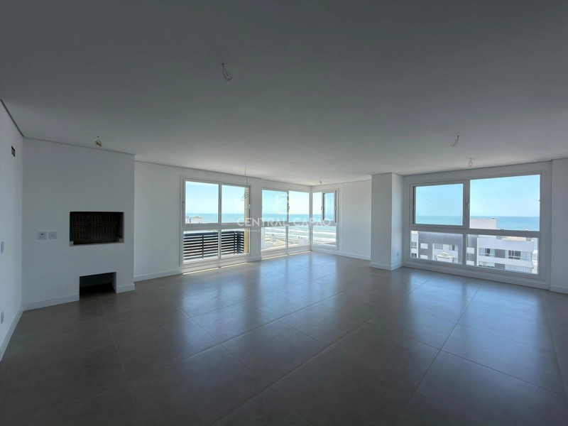 Apartamento 4 suítes com ampla vista para o mar à venda em Capão