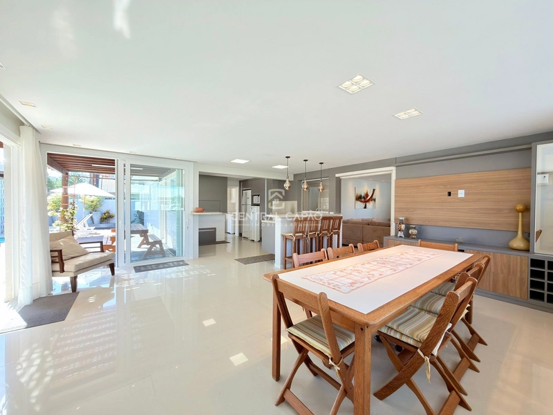 Casa à tres quadras do mar à venda em Atlântida Sul: 8ª foto da galeria de imagens do imóvel