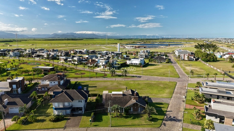 Casa 4 suítes à venda no condomínio Lagoa do Passo: 2ª foto da galeria de imagens do imóvel