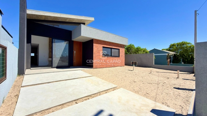 Casa com piscina à duas quadras do mar à venda no bairro Guarani: 12ª foto da galeria de imagens do imóvel