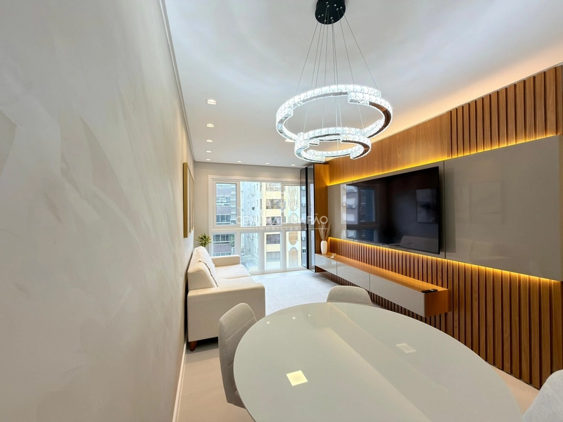 Apartamento 2 dormitórios mobiliado e decorado: 5ª foto da galeria de imagens do imóvel