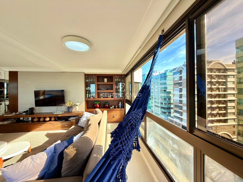 Apartamento gigante com 4 suítes à venda em Capão da Canoa: 9ª foto da galeria de imagens do imóvel