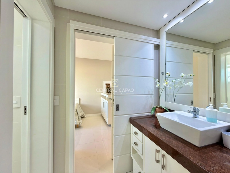 Apartamento gigante com 4 suítes à venda em Capão da Canoa: 17ª foto da galeria de imagens do imóvel