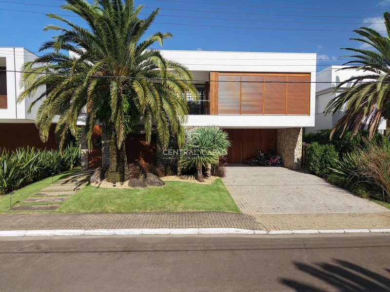 Sobrado 5 suítes no Velas da Marina à venda