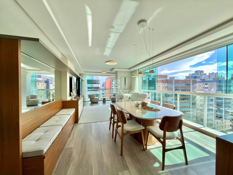 Apartamento com vista para o mar e a serra à venda em Capão: 1ª foto da galeria de imagens do imóvel