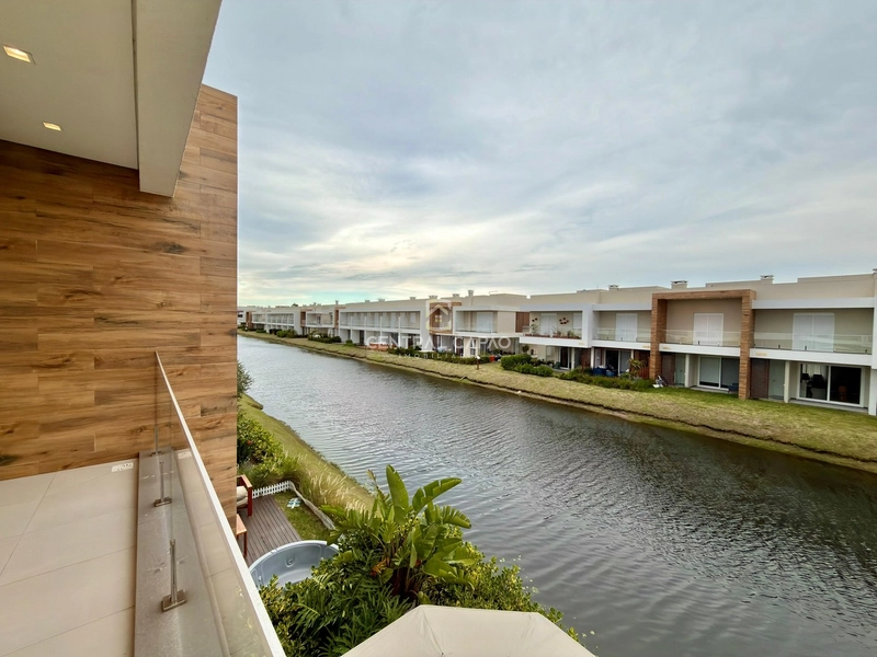 Sobrado beira lago à venda no condomínio Murano: 31ª foto da galeria de imagens do imóvel