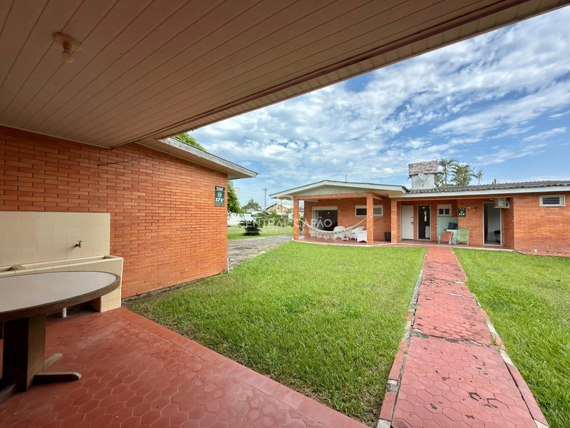 Casa com dois terrenos à venda em Atlântida: 18ª foto da galeria de imagens do imóvel