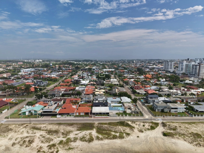 Casa com dois terrenos à venda em Atlântida: 7ª foto da galeria de imagens do imóvel