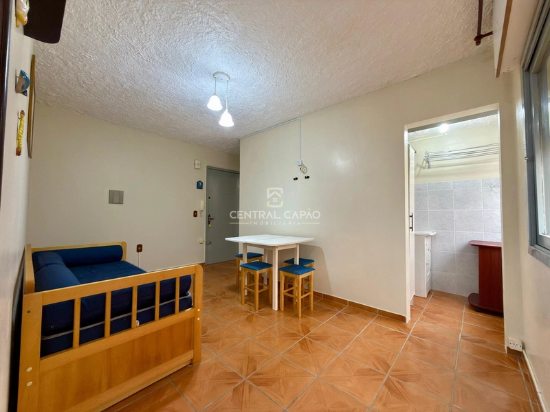 Apartamento de 1 dormitório com box de garagem a uma quadra do mar: 3ª foto da galeria de imagens do imóvel