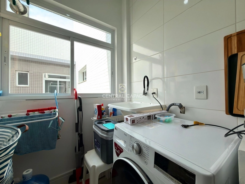 Apartamento 2 dormitórios de frente para praça à venda em Capão: 12ª foto da galeria de imagens do imóvel