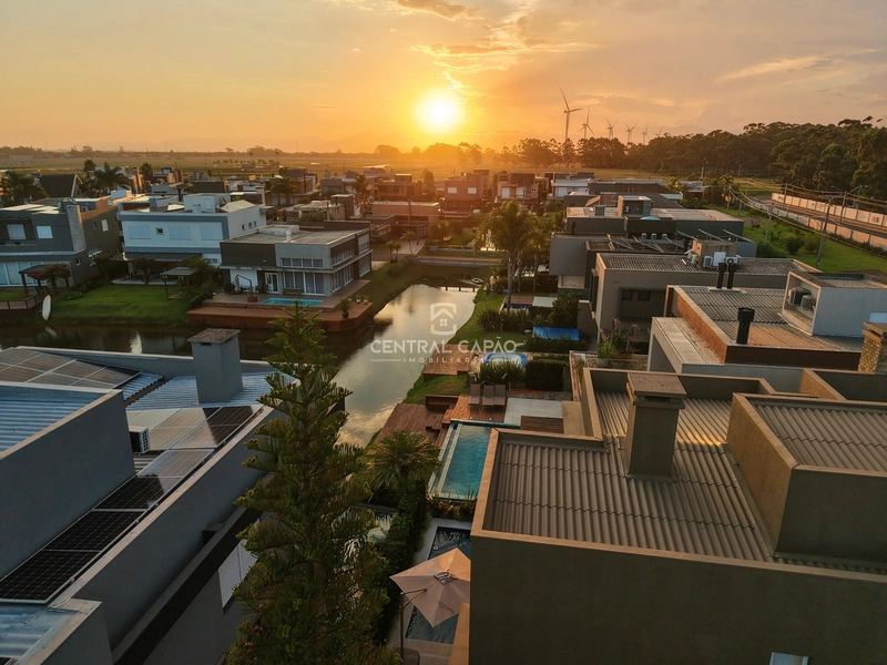 Casa 4 suítes com piscina aquecida à venda no condomínio Malibu: 2ª foto da galeria de imagens do imóvel