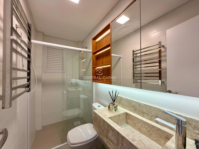 Apartamento 1 dormitório mobiliado e decorado à venda em Capão: 17ª foto da galeria de imagens do imóvel