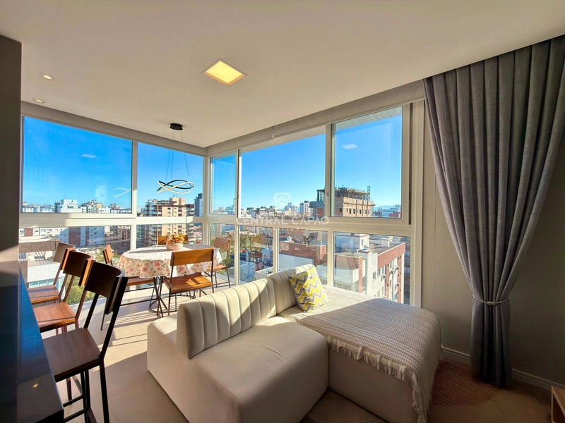 Apartamento de frente com vista para o mar de todos os ambientes