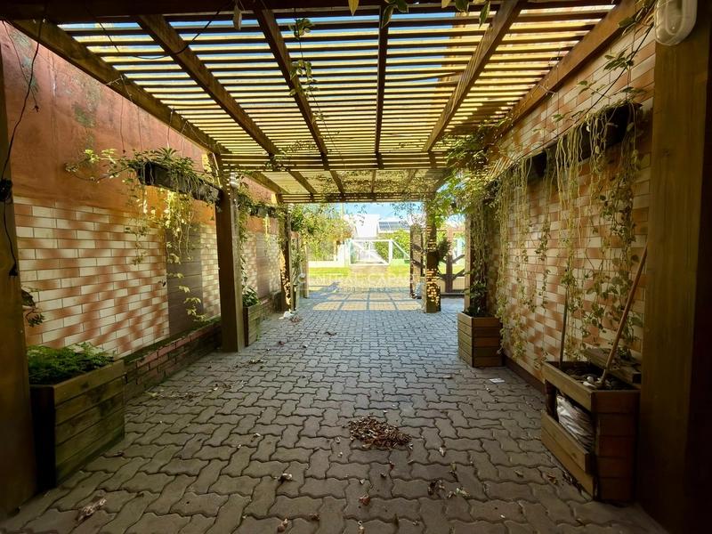 CASA A 300M DO MAR NO ARAÇÁ | AMPLO TERRENO + ANEXOS | CAPÃO DA CANOA: 10ª foto da galeria de imagens do imóvel