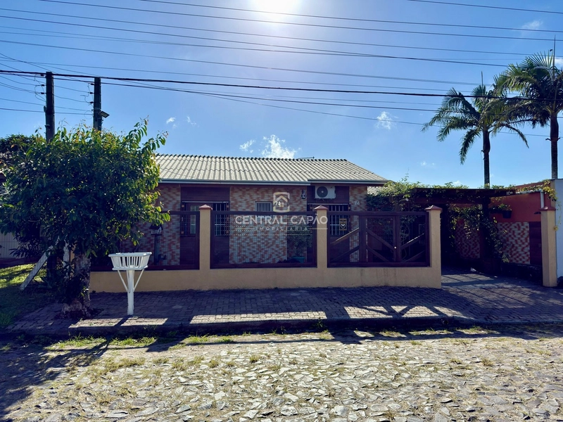 CASA A 300M DO MAR NO ARAÇÁ | AMPLO TERRENO + ANEXOS | CAPÃO DA CANOA: 5ª foto da galeria de imagens do imóvel