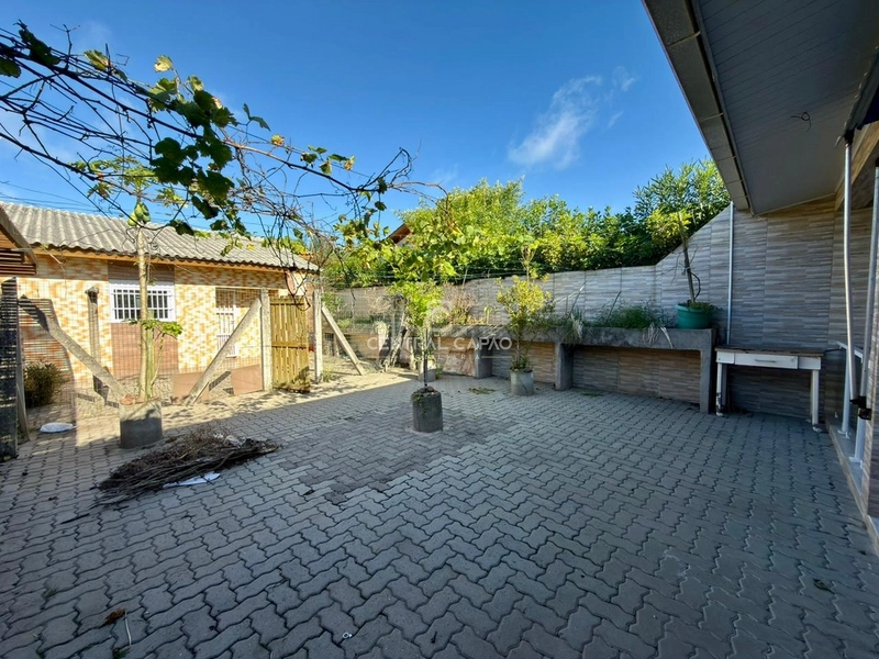 CASA A 300M DO MAR NO ARAÇÁ | AMPLO TERRENO + ANEXOS | CAPÃO DA CANOA: 40ª foto da galeria de imagens do imóvel