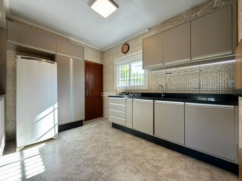 CASA A 300M DO MAR NO ARAÇÁ | AMPLO TERRENO + ANEXOS | CAPÃO DA CANOA: 18ª foto da galeria de imagens do imóvel