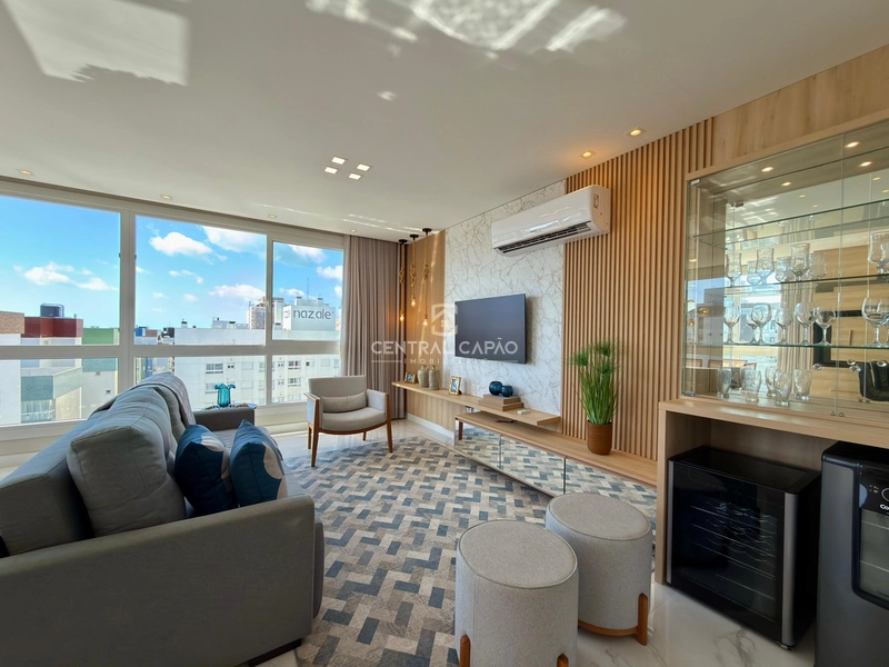 Apartamento decorado com infraestrutura à venda em Capão