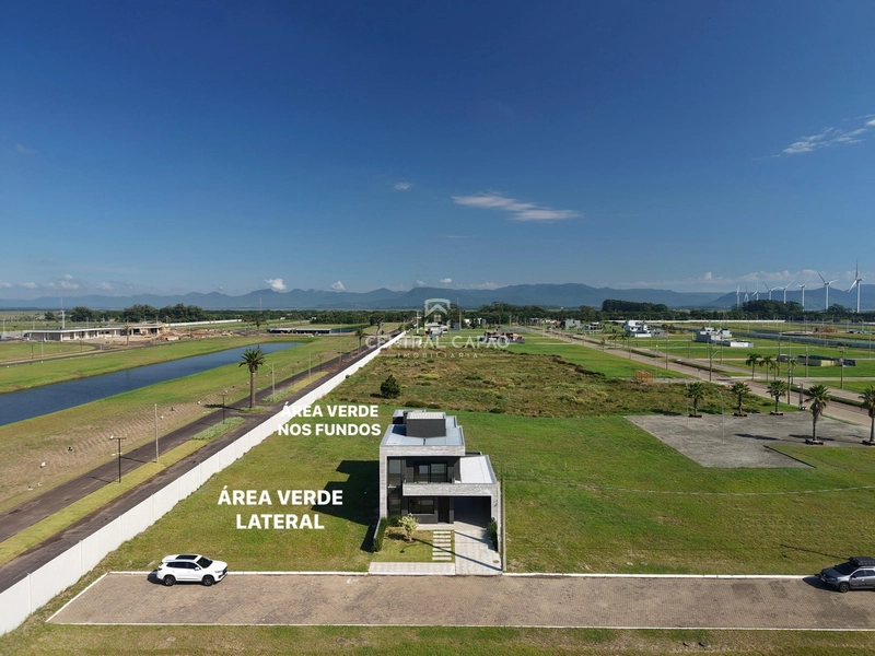 Sobrado ao lado de área verde à venda no Nova Xangri-Lá: 2ª foto da galeria de imagens do imóvel