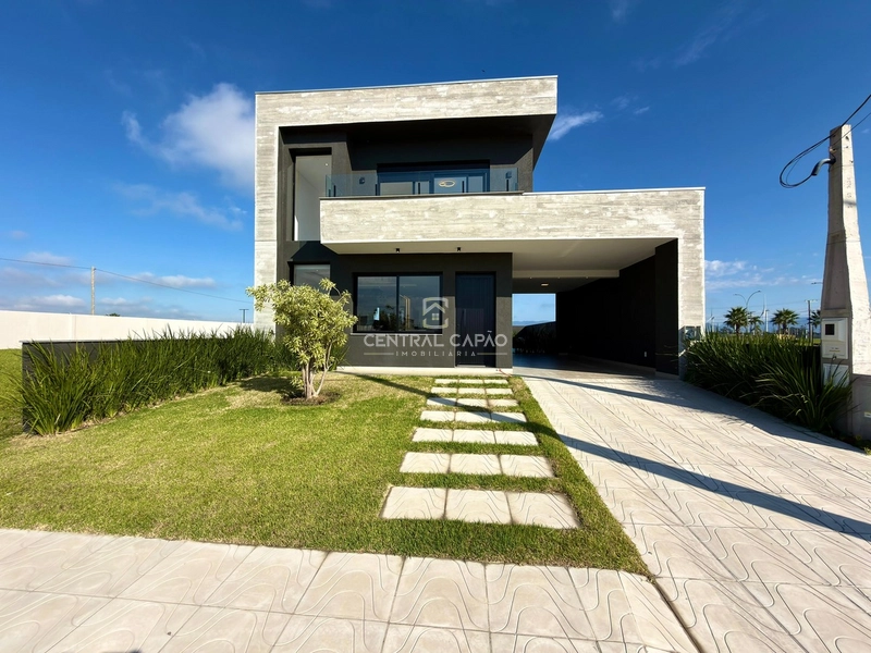 Sobrado ao lado de área verde à venda no Nova Xangri-Lá: 1ª foto da galeria de imagens do imóvel