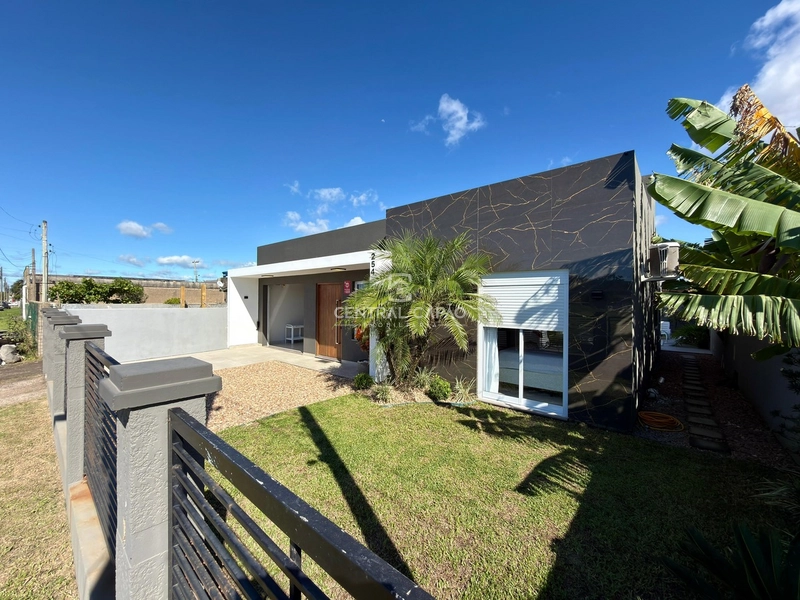 Casa com piscina à venda na Zona Norte: 6ª foto da galeria de imagens do imóvel