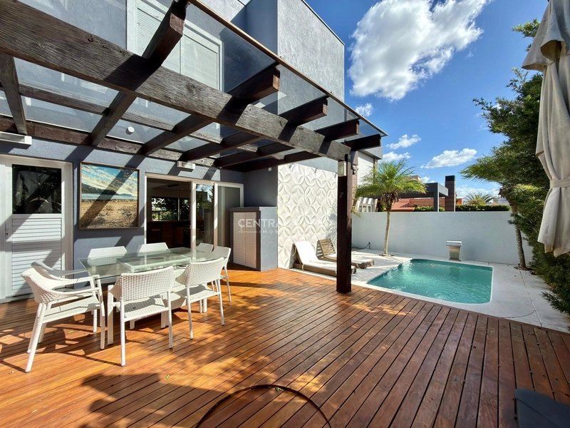 Sobrado frente lago à venda no condomínio Las Palmas: 3ª foto da galeria de imagens do imóvel