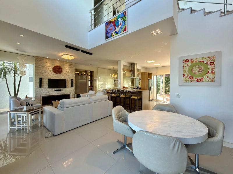 Sobrado frente lago à venda no condomínio Las Palmas: 2ª foto da galeria de imagens do imóvel