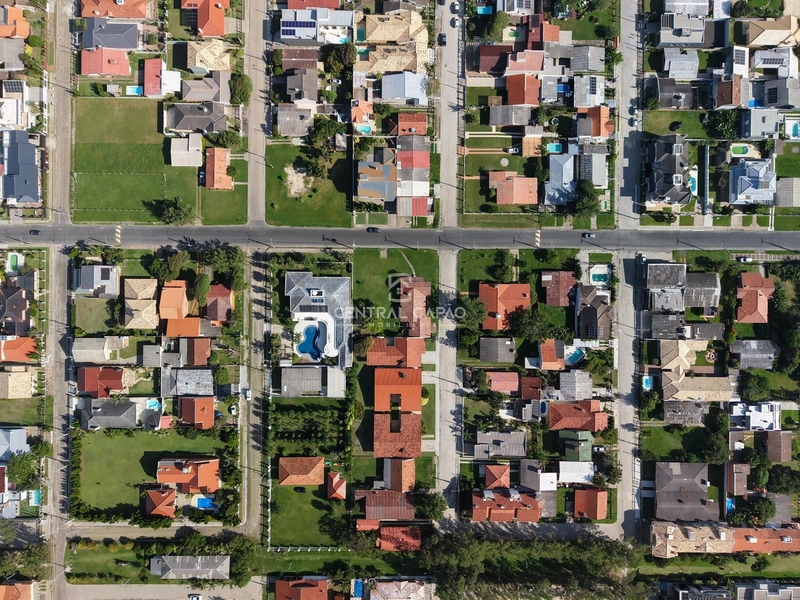 Casa em super lote à venda no Centro e próximo ao mar em Xangri-Lá: 8ª foto da galeria de imagens do imóvel